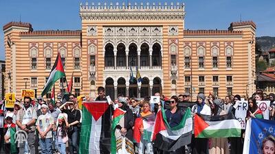 تظاهرات گسترده مردم بوسنی در حمایت غزه+ تصاویر