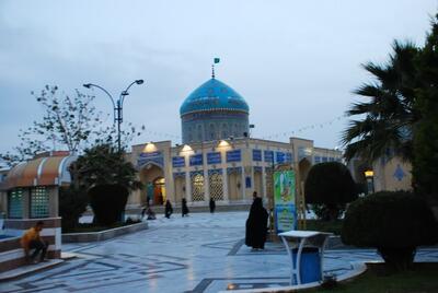 نماز عید سعید فطر در آرامگاه شهید مدرس (ره) کاشمر برگزار می‌شود
