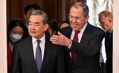 وزیر خارجه روسیه به چین رفت