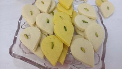 آموزش شیرینی سبزواری به شیرینی سنتی خوشمزه : شیرینی سبزواری در دو طعم متفاوت