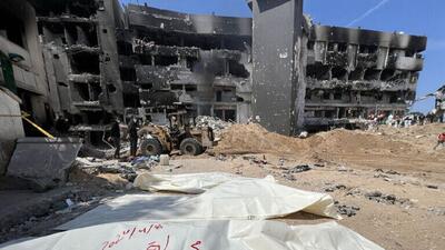 ۳۸۱ پیکر بی‌جان در اطراف بیمارستان «الشفا» غزه پیدا شد
