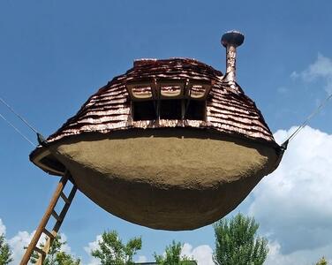 (تصاویر) شاهکار متفاوت یک معمار ژاپنی؛ چایخانۀ پرنده!