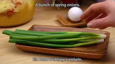 جادوی آشپزی با 3 سیب زمینی، 1 هویج و 1 تخم مرغ: کوکویی متفاوت و خوشمزه! (ویدئو)