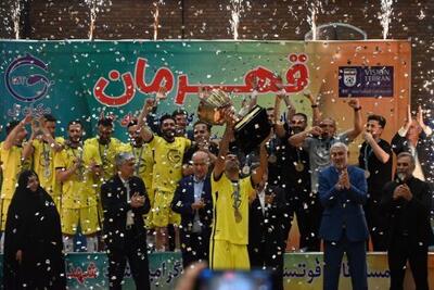 تیم فوتسال شهرستان بهارستان بر سکوی قهرمانی مسابقات جام رمضان استان تهران ایستاد