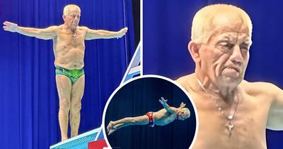 در ۷۲ سالگی این مرد سالخورده تصمیم گرفت در یک مسابقه شنا شرکت کند و همه را غافلگیر کند!