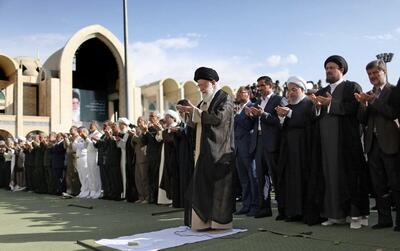 حضور پرشور مردم در مصلی تهران برای اقامه نماز عید فطر+ ویدئو