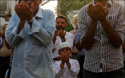 نماز عید فطر در میان ویرانی‌های شمال نوار غزه + فیلم