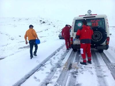 امدادرسانی به ۲۴ نفر از متاثرین برف و کولاک بهاری