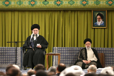 تصاویری از چهره های سیاسی در دیدار با رهبر انقلاب/ از علی لاریجانی، محسن هاشمی تا حدادعادل و واعظی