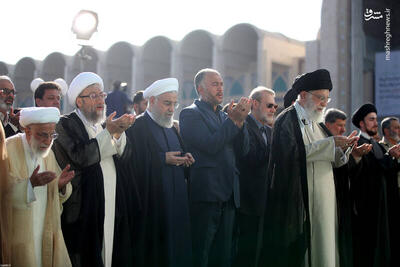 پنجره‌ای به لحظات پایانی اقامه نماز عید فطر به امامت رهبر انقلاب
