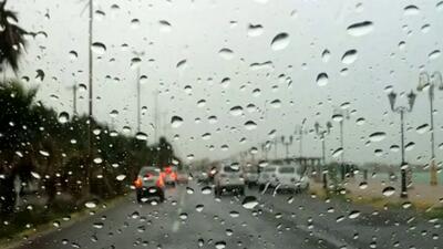 بارش باران در محورهای ۱۰ استان کشور؛ ترافیک روان در جاده‌ها