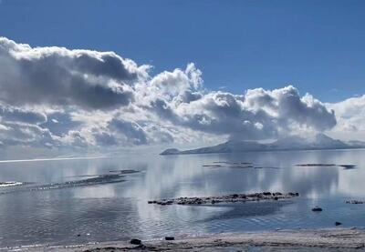 تصاویری چشم‌نواز از بهارِ جذابِ دریاچه ارومیه