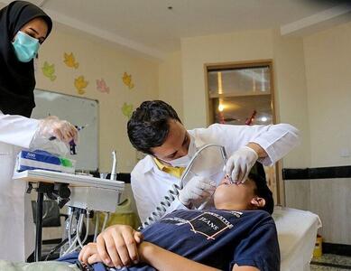 علوم پزشکی: نزدیک به ۱۰ درصد دستیاران دانشکده دندانپزشکی مشهد غیر ایرانی هستند