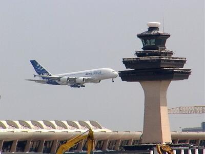 واکنش فرودگاه مهرآباد به خبر لغو پروازها در شب گذشته