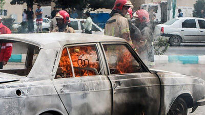 آتش‌سوزی خودرو حامل قاچاق سوخت در کرمان + عکس ها
