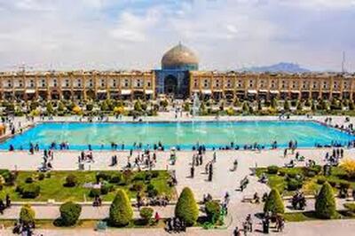 حرص و جوش خوردن توریست ترکیه‌ای در اصفهان
