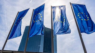 بانک مرکزی اروپا: باید مسیرمان را از فدرال رزرو جدا کنیم