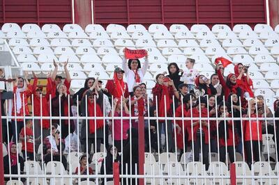 ببینید | نخستین حضور بانوان در استادیوم یادگار امام تبریز