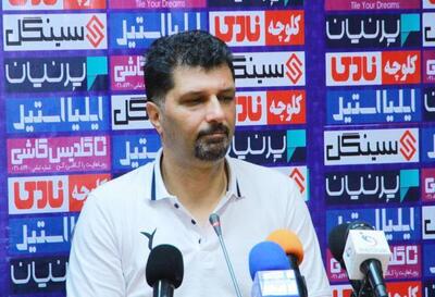 حسینی: بازیکنانم بلانکو را گم کردند/ استقلال تیمی نبود که به ما موقعیت بدهد