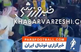 ویدیو| تصاویر باورنکردنی از شلاق خوردن ستاره فوتبال از هوادار رقیب! - پارس فوتبال | خبرگزاری فوتبال ایران | ParsFootball