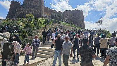 بازدید بیش از ۱۱ هزار نفر از قلعه فلک الافلاک در تعطیلات عید فطر