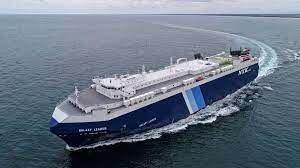 اولین سیگنال ایران به امریکا درباره بستن تنگه هرمز/ توقیف یک کشتی تجاری پرتغالی توسط ایران