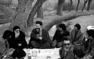 عکس/ چند چهره معروف انقلاب در کردستان
