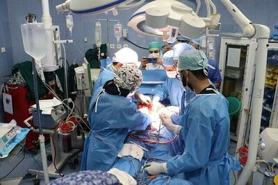 جراحی نادر در شیراز؛ عمل جنین دارای نارسایی قلبی در رحم مادر