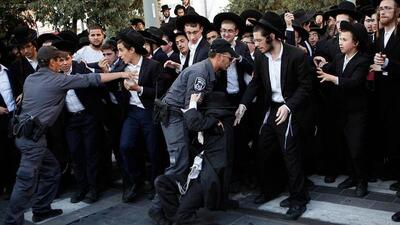 تصاویری از تجمع اعتراضی یهودیان مخالف خدمت در ارتش | ببینید