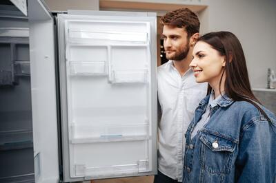 شرایط خرید اقساطی یخچال برای زوج های جوان - کاماپرس