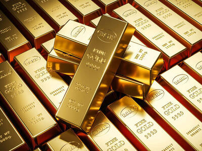 قیمت طلای جهانی بعد از رسیدن به سقف پا پس کشید
