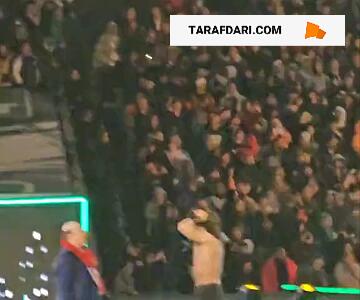 رومن رینز در آغوش پال هیمن پس از شکست کمربند آندیسپیوتد یونیورسال بعد از 1316 روز / فیلم WWE - پارس فوتبال | خبرگزاری فوتبال ایران | ParsFootball