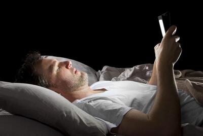 لایف استایل شب زنده داری منجر به سکته مغزی می شود | بیدار ماندن مغز در شب عامل سکته های زیادی است!
