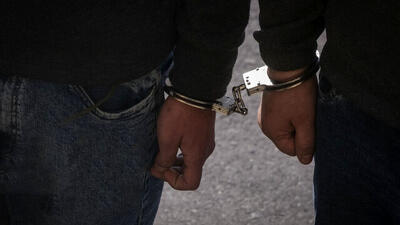 ۲ قاچاقچی موادمخدر در بزرگراه آزادگان تهران در دام پلیس افتادند