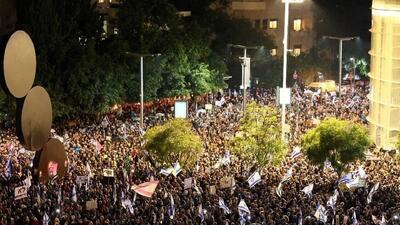 تظاهرات هزاران اسرائیلی علیه نتانیاهو در تل‌آویو (فیلم)