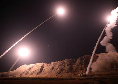تصاویری از پرواز موشک های سپاه بر فراز مسجدالاقصی
