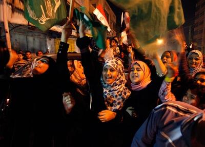 (ویدیو) خوشحالی مردم غزه از مشاهده پهپاد‌ها و موشک‌های ایرانی