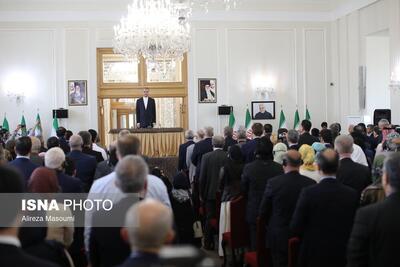 نشست وزیر امور خارجه با سفرا و روسای نمایندگی‌های خارجی مقیم تهران