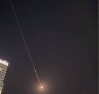 فیلم/شلیک موشک توسط جنگنده اسرائیلی برای رهگیری پهپاد ایرانی