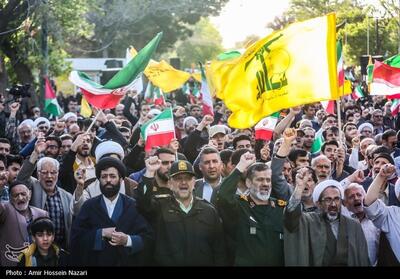 تجمع مردم قزوین و کرمان در حمایت از عملیات سپاه علیه رژیم صهیونیستی- عکس خبری تسنیم | Tasnim