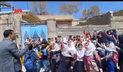تجمع دانش‌آموزان توپ آغاج در حمایت اقدام سپاه