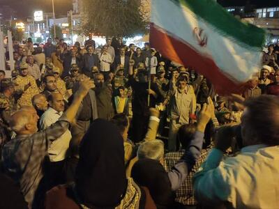شب حماسی مردم کازرون در حمایت از وعده صادق نیروهای مسلح ایران