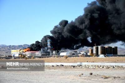 آتش‌سوزی در شهرک صنعتی محمود آباد/اطفا ادامه دارد