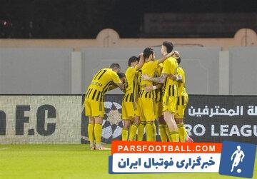 دوئل استقلال و پرسپولیس در امارات برنده داشت! - پارس فوتبال | خبرگزاری فوتبال ایران | ParsFootball