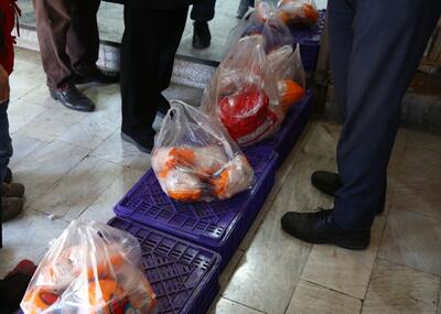 محیط زیست: فقط در میادین میوه و تره‌بار تهران، سالانه ٢١ تن کیسه پلاستیکی استفاده می‌شود / وزارت صنعت: توزیع رایگان کیسه‌های پلاستیکی در کشور ممنوع است