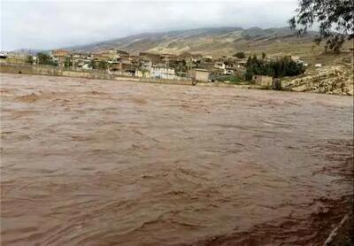 4 شهر استان درگیر سیل شده اند