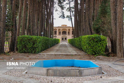 باغ اکبریه بیرجند، گشتی در معماری اصیل ایرانی