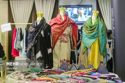 نمایشگاه‌های مد و لباس ایرانی در شهرستان های کرمان برگزار می شود