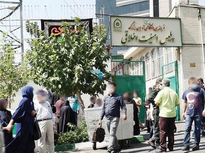فوت یک بازداشتی در بازداشتگاه وزرا /پلیس تهران: متهم نرسیده به صحنه بازسازی جرم فوت کرد | روزنو
