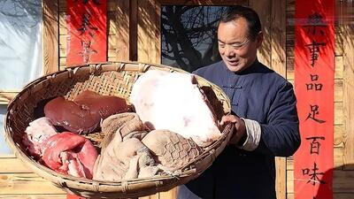 پخت یک غذای خلاقانه با گوشت، سیرابی و جگر توسط آشپز روستایی چینی (فیلم) | شبکه اطلاع‌ رسانی طلا و ارز